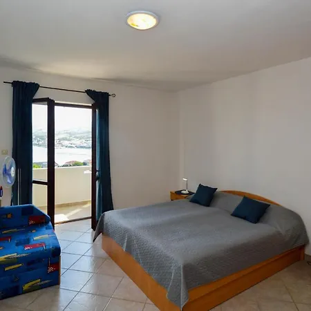 Apartment Maja